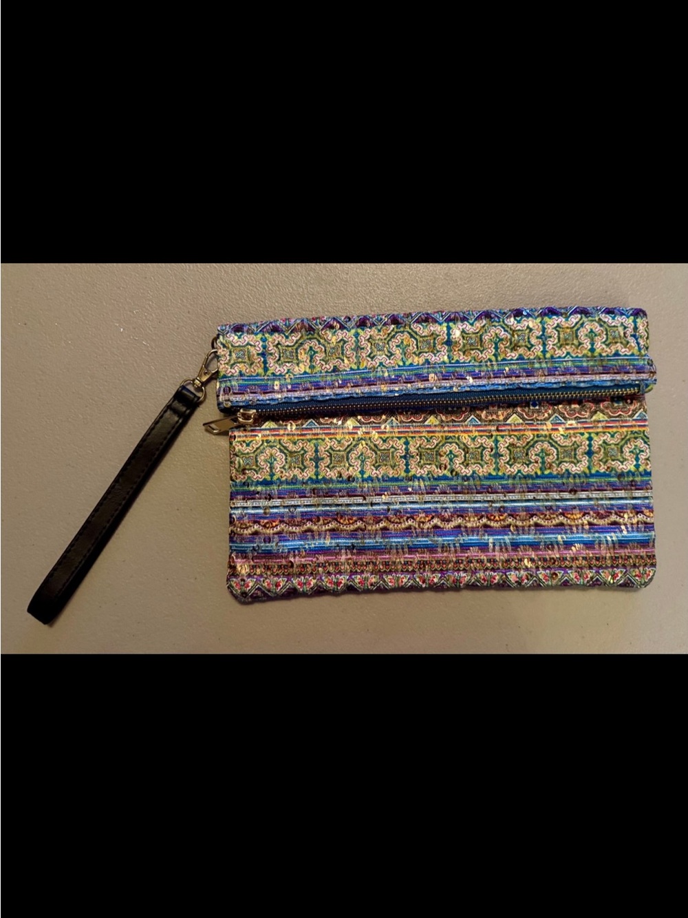 Patterned Multicolor Wristlet Clutch - Blue & Green